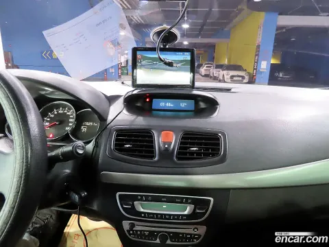 Renault SM3