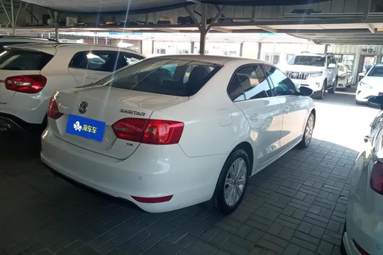 Volkswagen Sagitar