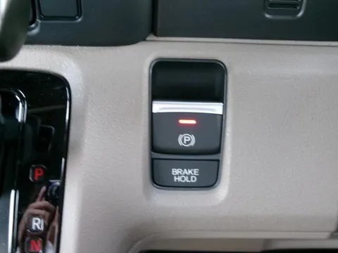 Honda N-BOX Joy