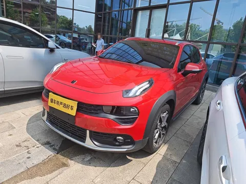 Lynk & Co Lynk & Co 02
