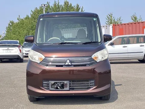 Mitsubishi eK Space