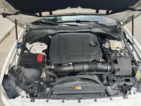 Jaguar XEL