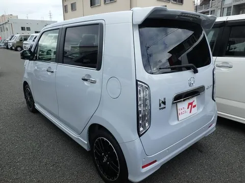 Honda N-WGN Custom