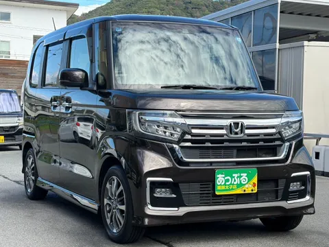 Honda N-BOX Custom