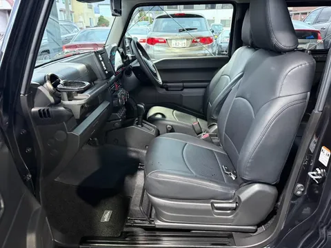 Suzuki Jimny Sierra