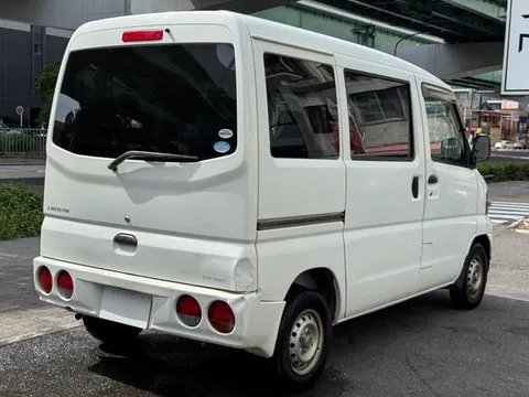 Mitsubishi Minicab Van