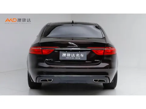 Jaguar XFL
