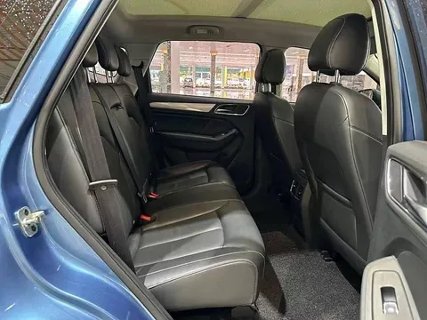 Roewe RX5