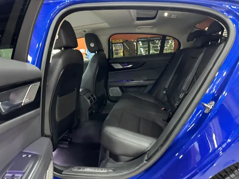 Jaguar XEL