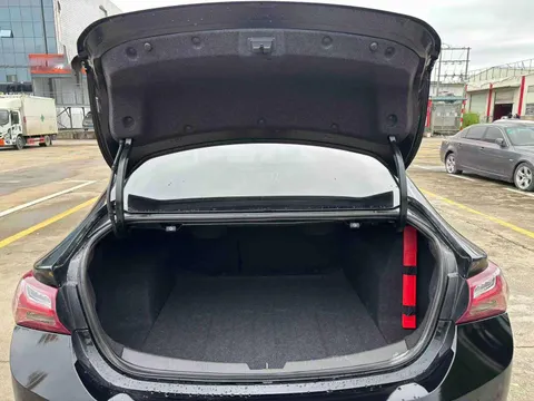 Chevrolet Malibu XL
