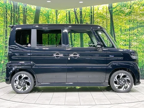 Suzuki Spacia Custom