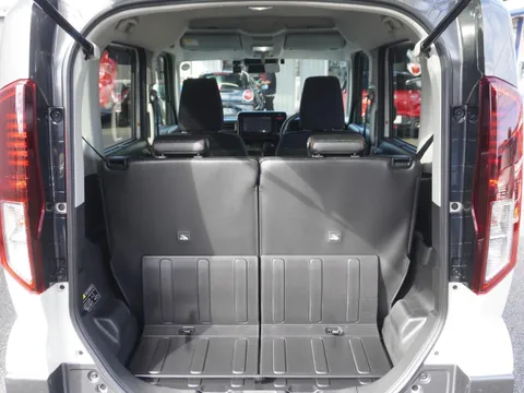 Suzuki Spacia Gear