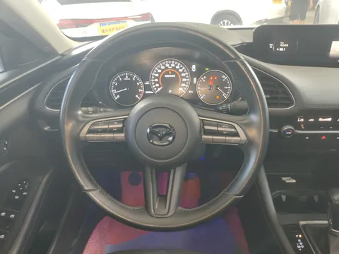 Mazda Mazda 3
