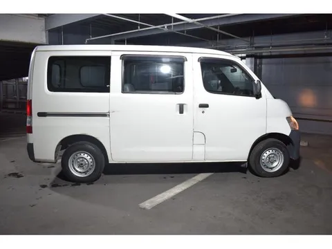 Toyota TownAce Van