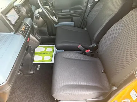 Suzuki Spacia Base
