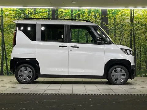 Mitsubishi Delica Mini