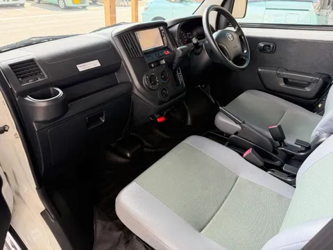 Toyota TownAce Van