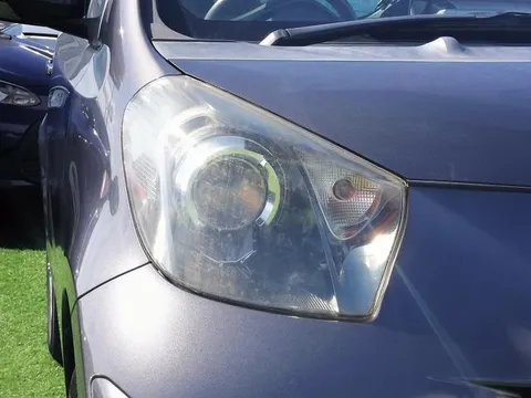 Toyota iQ