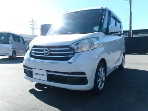 Nissan Dayz Roox