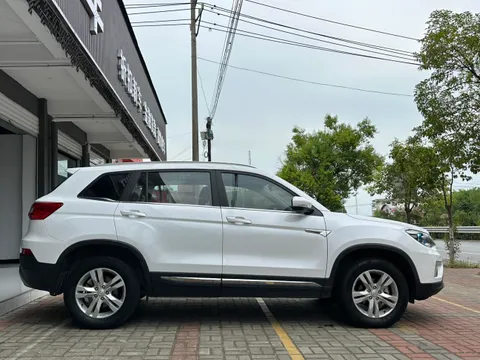 Changan CS75
