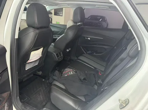 Peugeot 4008