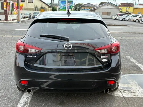 Mazda Axela Sport