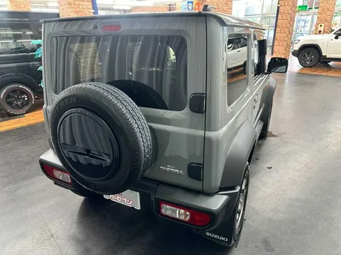 Suzuki Jimny Sierra