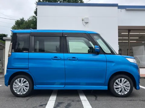 Suzuki Spacia Custom Z