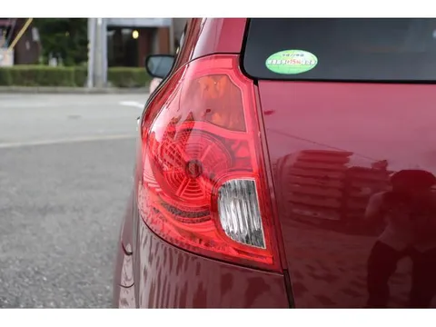 Mazda Verisa