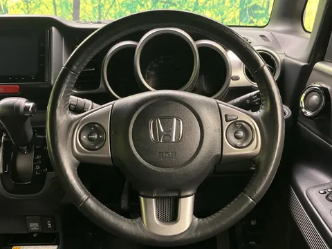 Honda N-BOX Slash
