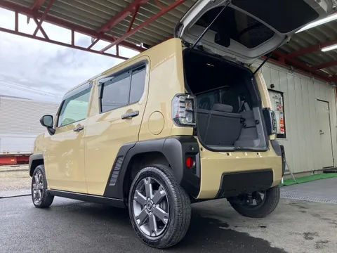 Daihatsu Taft