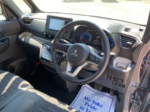 Mitsubishi Delica Mini
