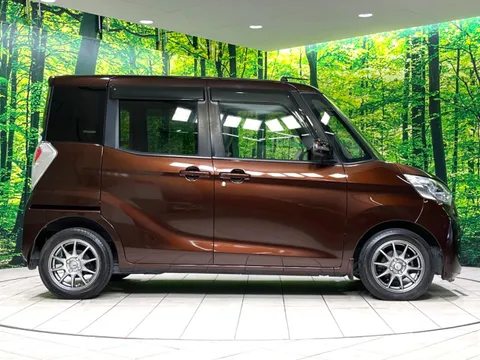 Mitsubishi eK Space