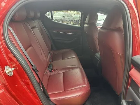 Mazda MAZDA3 Fastback