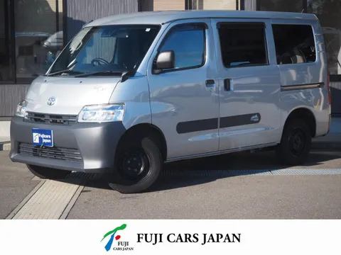 Toyota TownAce Van