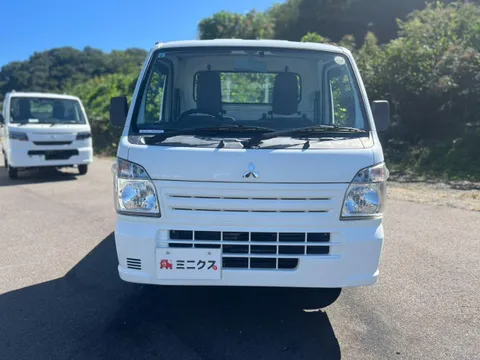 Mitsubishi Minicab Truck