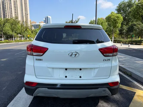 Hyundai ix25