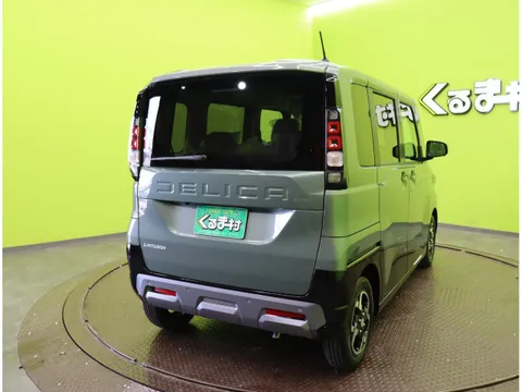 Mitsubishi Delica Mini