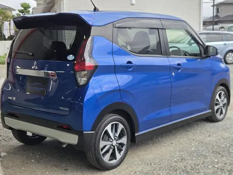 Mitsubishi eK X