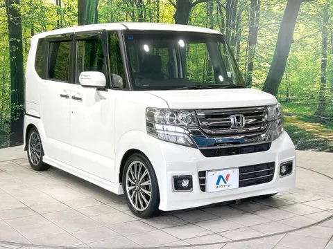 Honda N-BOX Custom