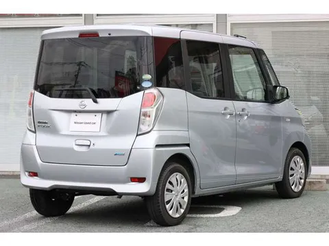 Nissan Dayz Roox