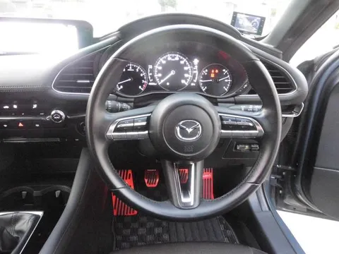 Mazda MAZDA3 Fastback