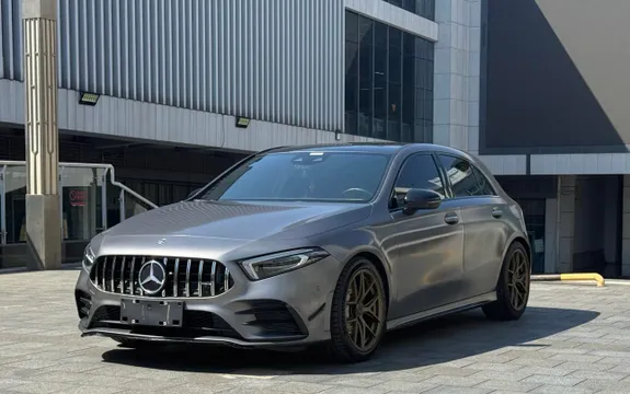 Mercedes-Benz