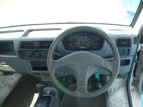 Nissan Clipper Truck