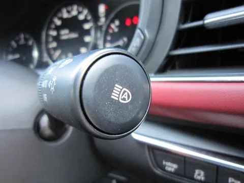 Mazda MAZDA3 Fastback