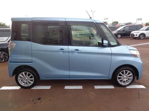 Mitsubishi eK Space