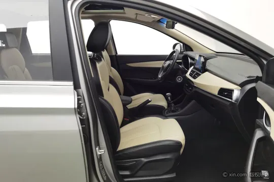 Baojun 360