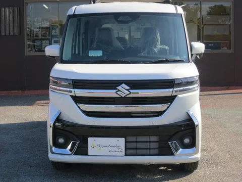 Suzuki Spacia Custom
