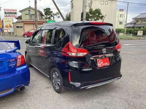 Honda Freed Plus