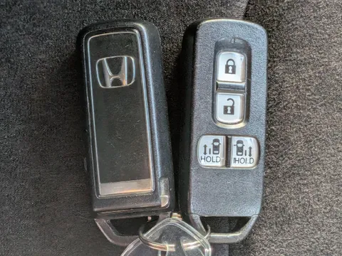 Honda N-BOX Custom